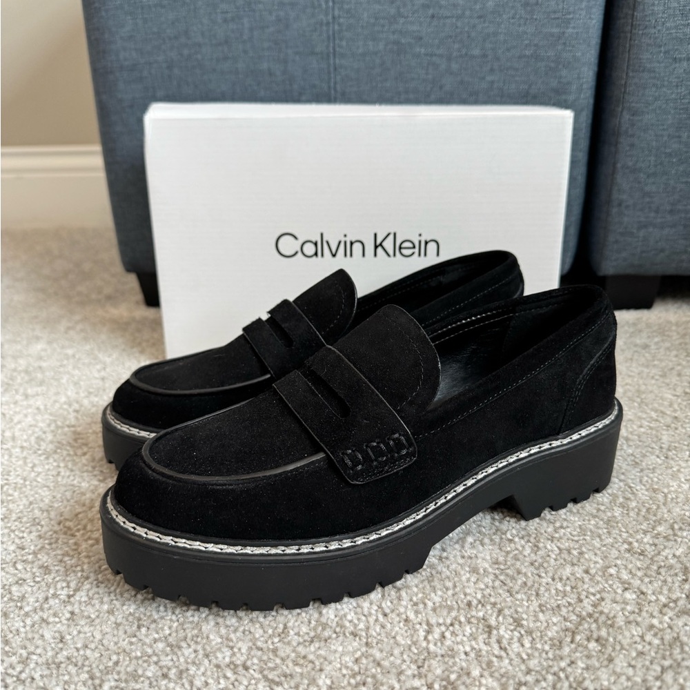 Calvin Klein Women’s Black Loafers sz 8